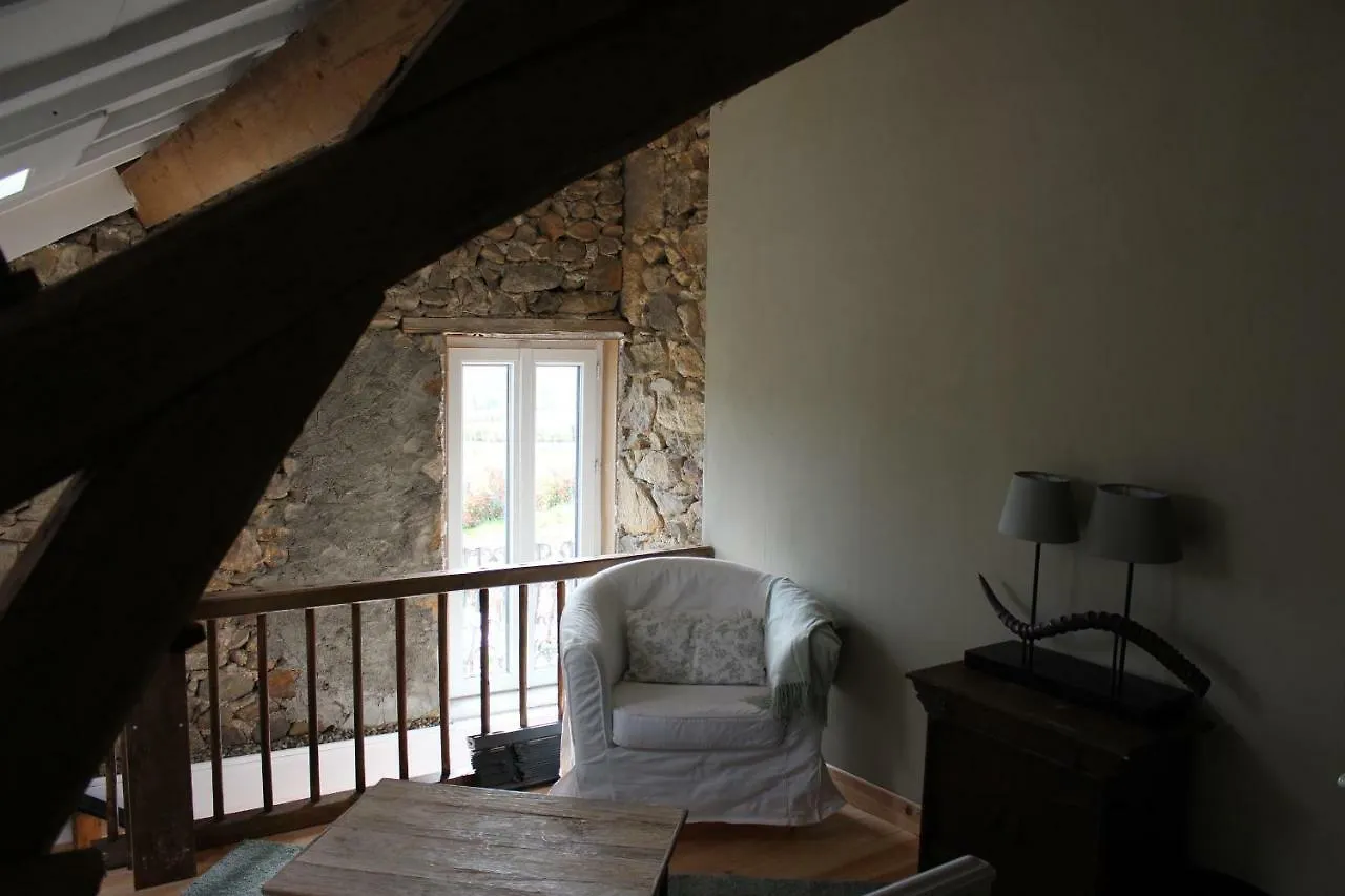 Holiday home Arc De L'Amour Youx France