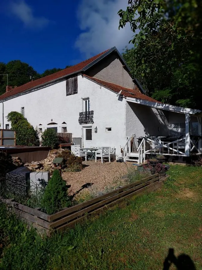 Holiday home Arc De L'Amour Youx